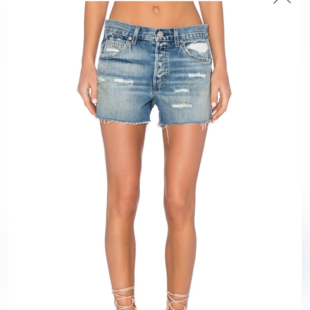 A M O Tomboy Short in First Love.                            Women’s size 28